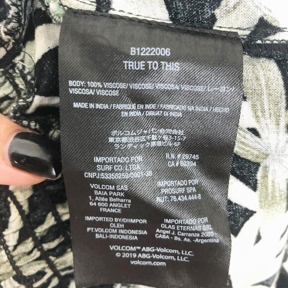 Volcom Womens Coco Pants XS Green Black Leaf Print Belt High Rise Pull On NWOT - Picture 12 of 14